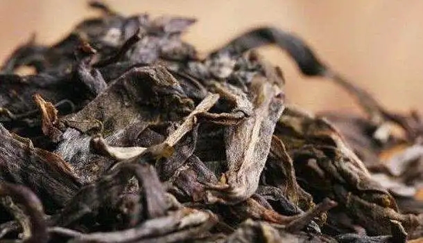 怎么簡(jiǎn)單直觀的辨別一款普洱茶的優(yōu)劣？