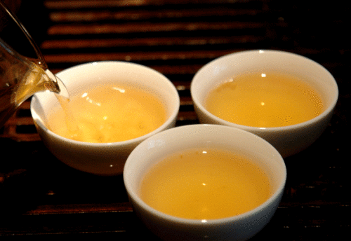 普洱茶的湯色為何是這樣的？