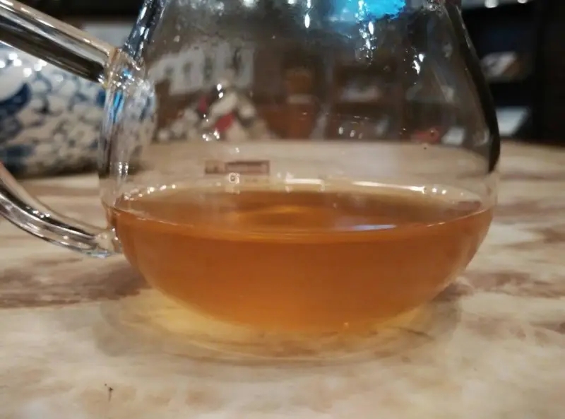 普洱茶湯冷卻后為何會變渾濁？